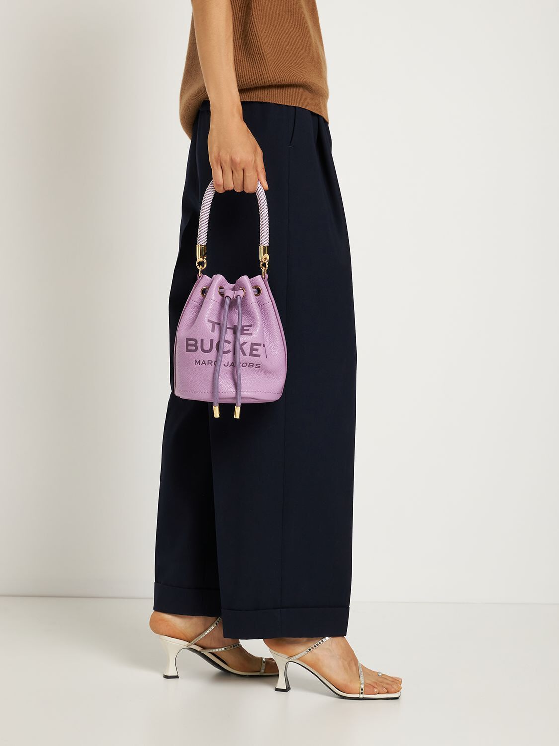 Marc Jacobs – The Bucket Bag – (Medium)