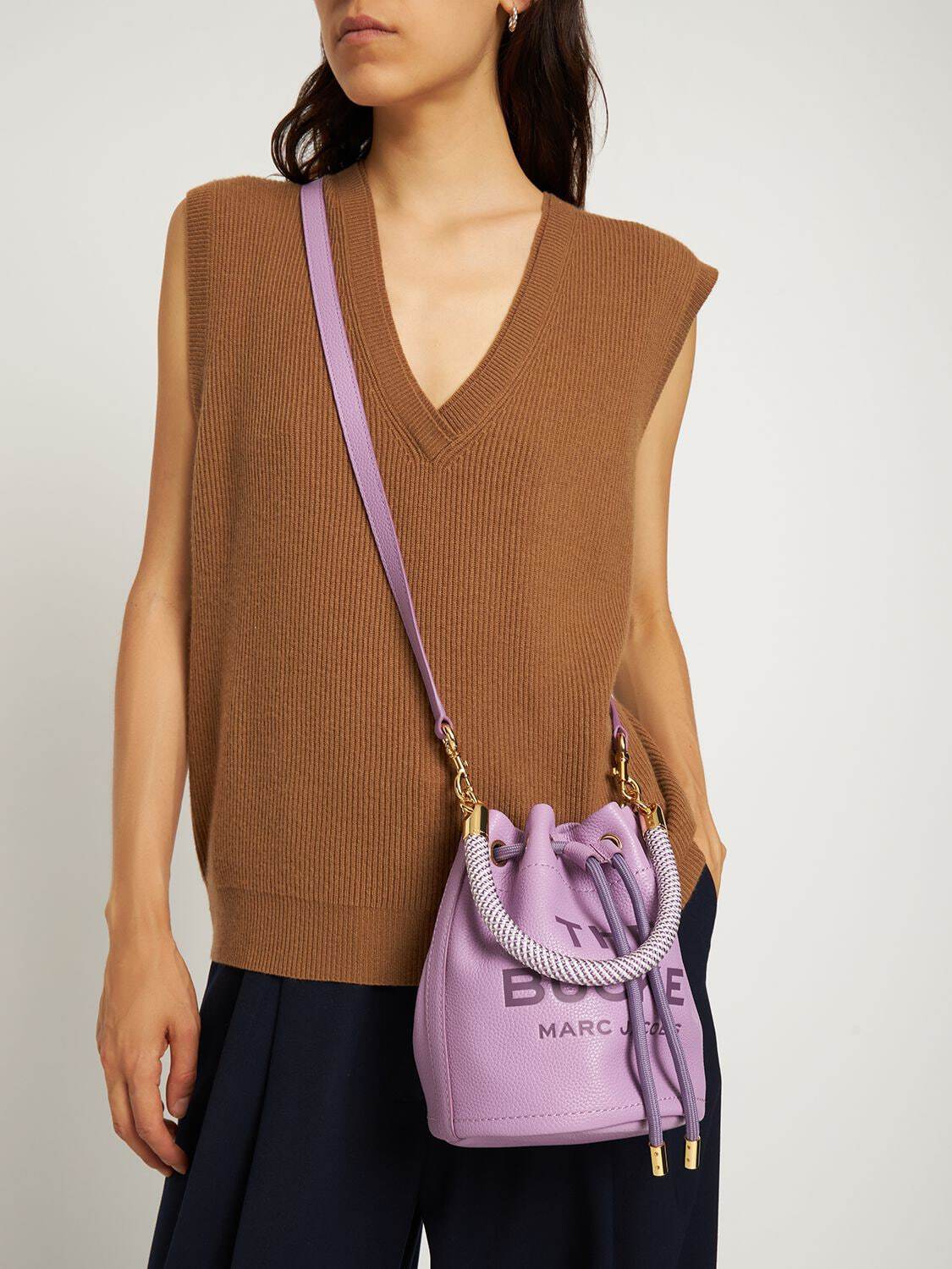 Marc Jacobs – The Bucket Bag – (Medium)
