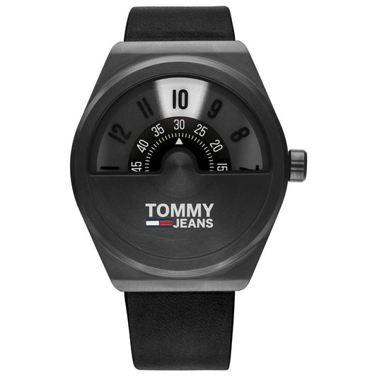 Tommy Hilfiger Men’s Quartz Leather Strap Black Dial 42mm Watch 1791773