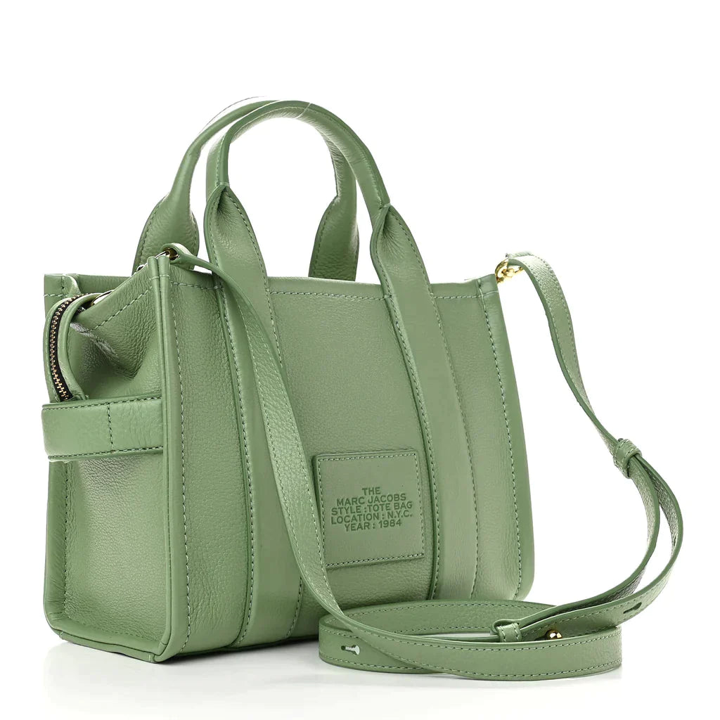 Marc Jacobs – The Tote Bag Medium (Aspen green)